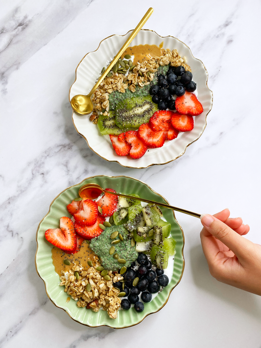 Yogurt bowl & Pudding de chia au matcha